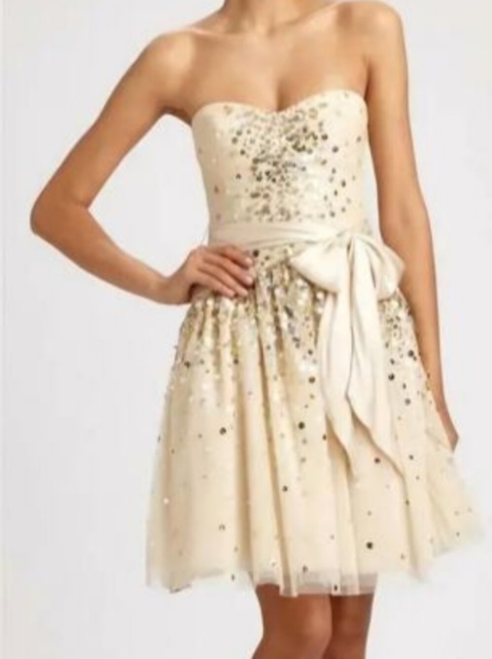 BCBGMaxAzria Elegant Cream Sequin Tulle Party Dress with Bow